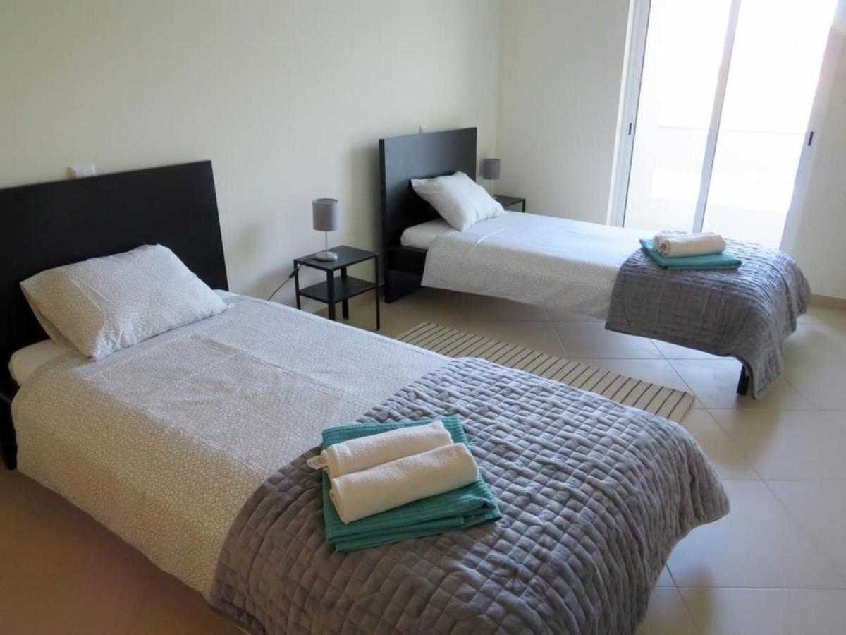 2 Bed Apartment With Com Pool 타비라 외부 사진